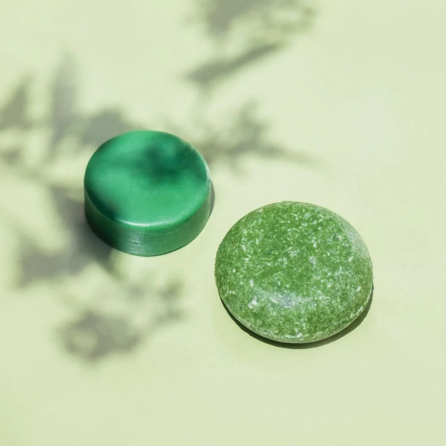 Jasmine Matcha shampoo and conditioner bar bundle by Humby Organics, a vegan hair growth set with matcha and caffeine