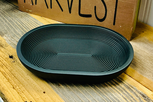 Black Groved Interior Oval Poly-resin Soap Dish