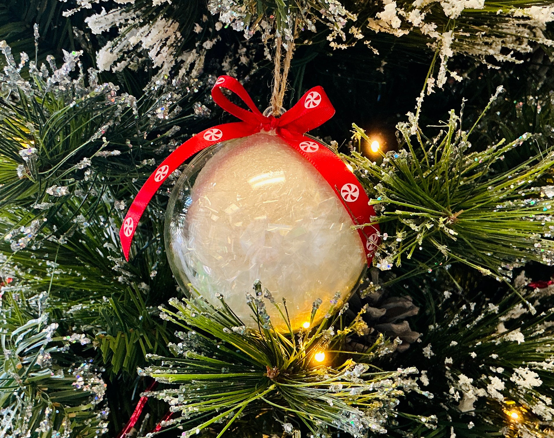 Oatmilk & Honey Bath Bomb Ornament