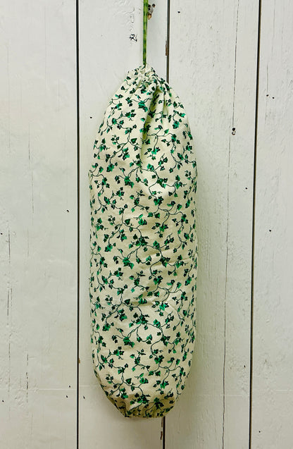 Ivy Print Plastic Bag Holders