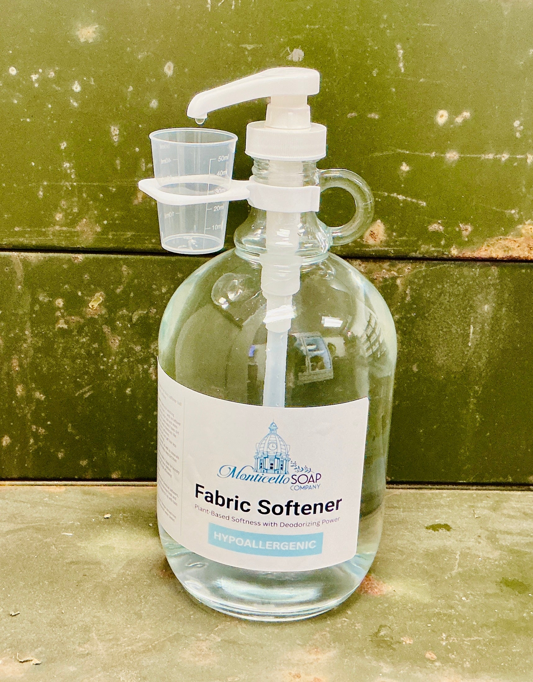 Fabric Softener Jug with Pump and Measuring/Drip Cup