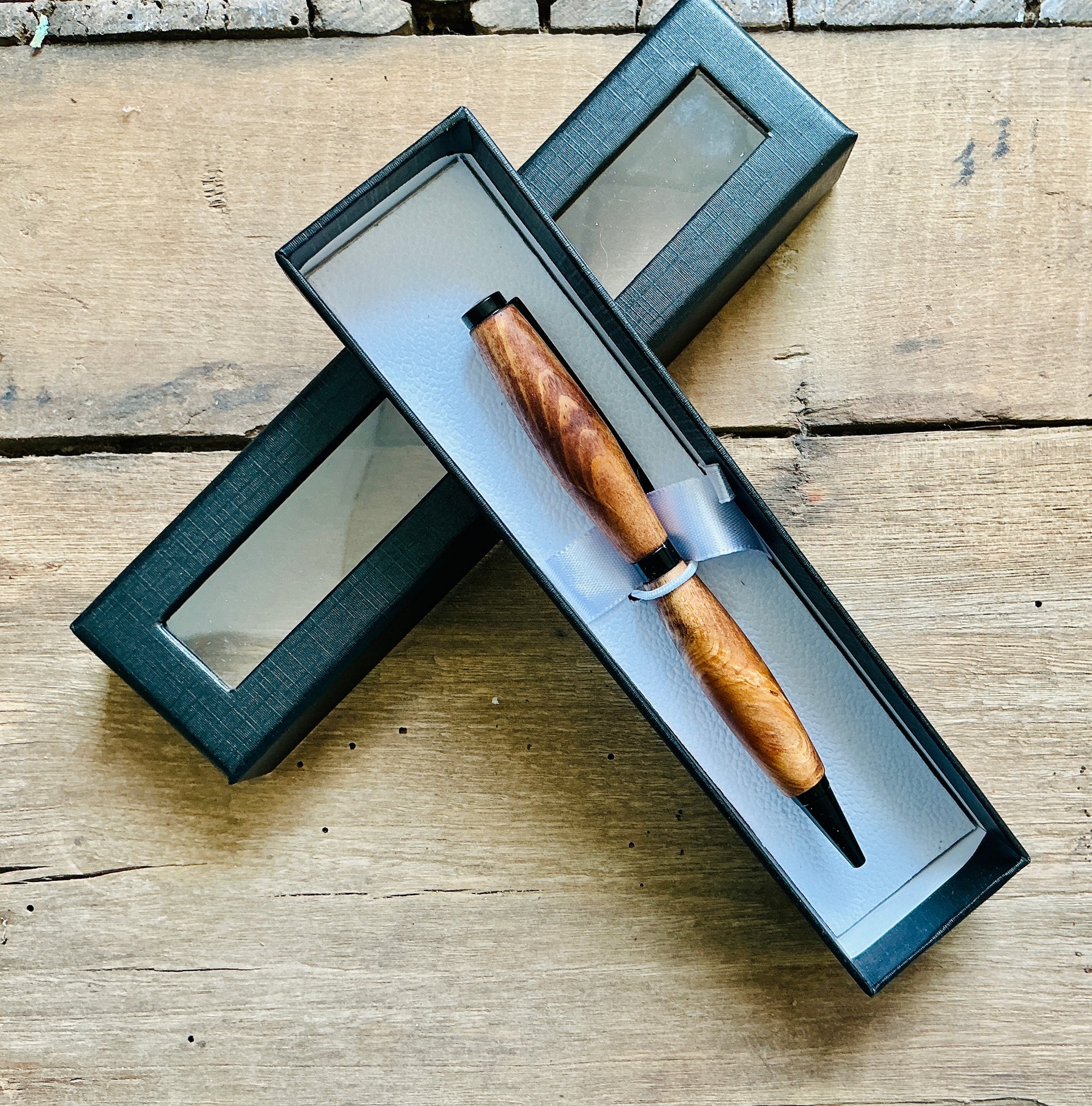 Slimline Twist Pen Wood and Flat Matte Black