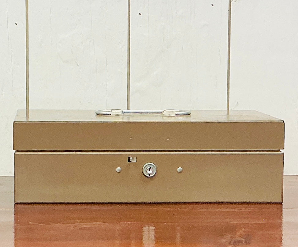 Vintage Lit-Ning Metal Cash Box