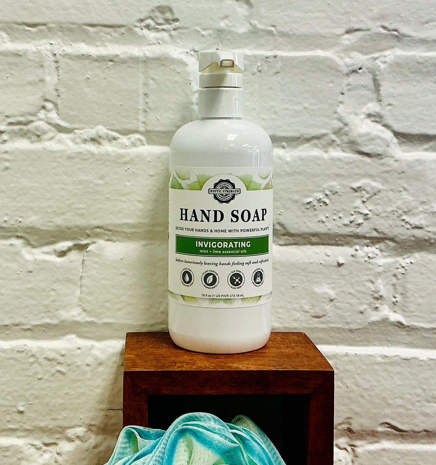 Liquid Hand Soap, 16 oz Pump Bottle - Invigorating