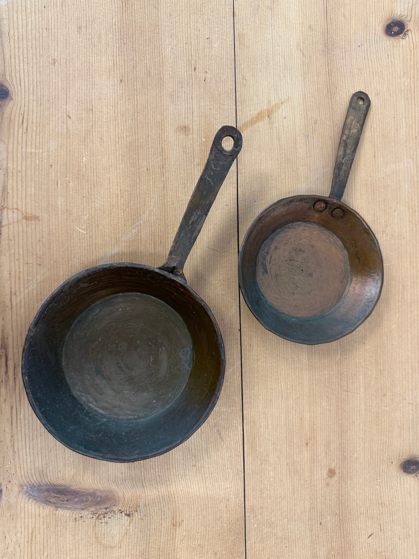 Antique Primitive Copper Pan Set (10" & 8") – Set of 2